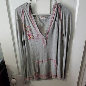 Hooded long sleeve tee